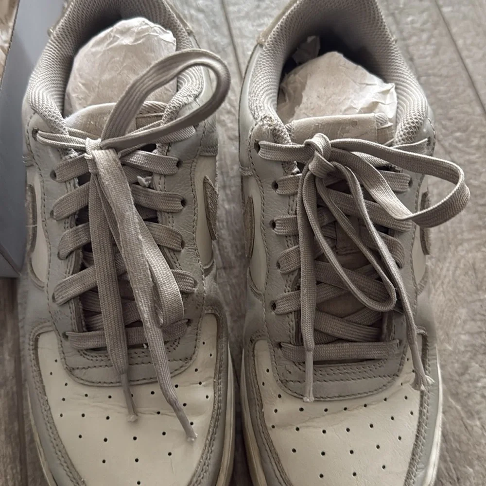 Nike Air Force 1 LV 5 (GS). Sz 7Y